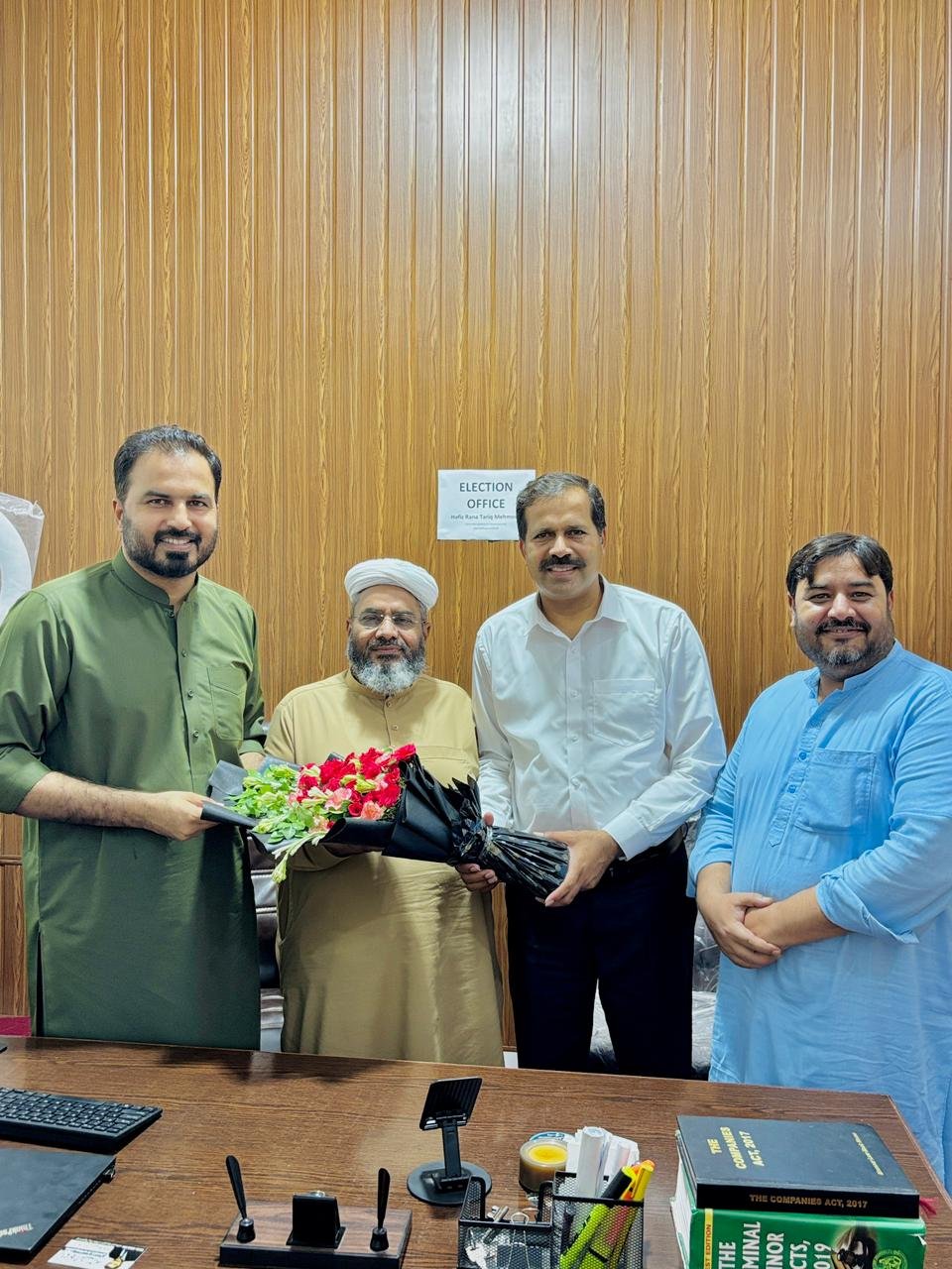 President DBA Sheikhupura visited Bowgun Law Firm and Congratulated Sir Ch Muhammad Nawaz Bowgun Advocate Supreme Court of Pakistan